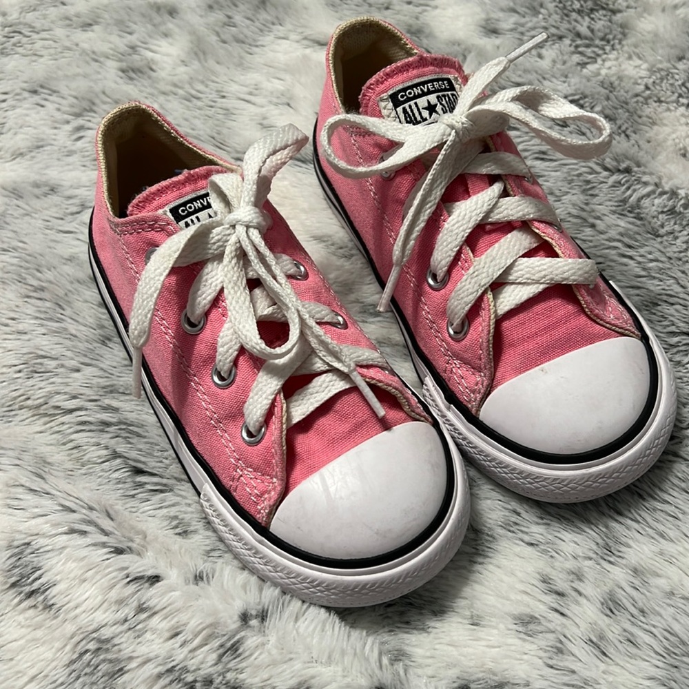 Cute bright pink converse size 9